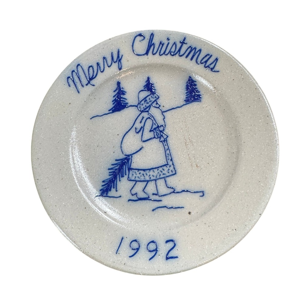 Salmon Falls Pottery Merry Christmas 1992 Blue & White Decorative Plate